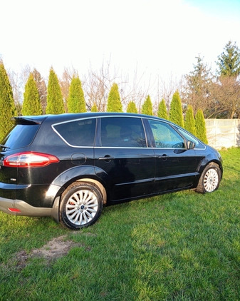 Ford S-Max cena 27000 przebieg: 294000, rok produkcji 2010 z Daleszyce małe 106